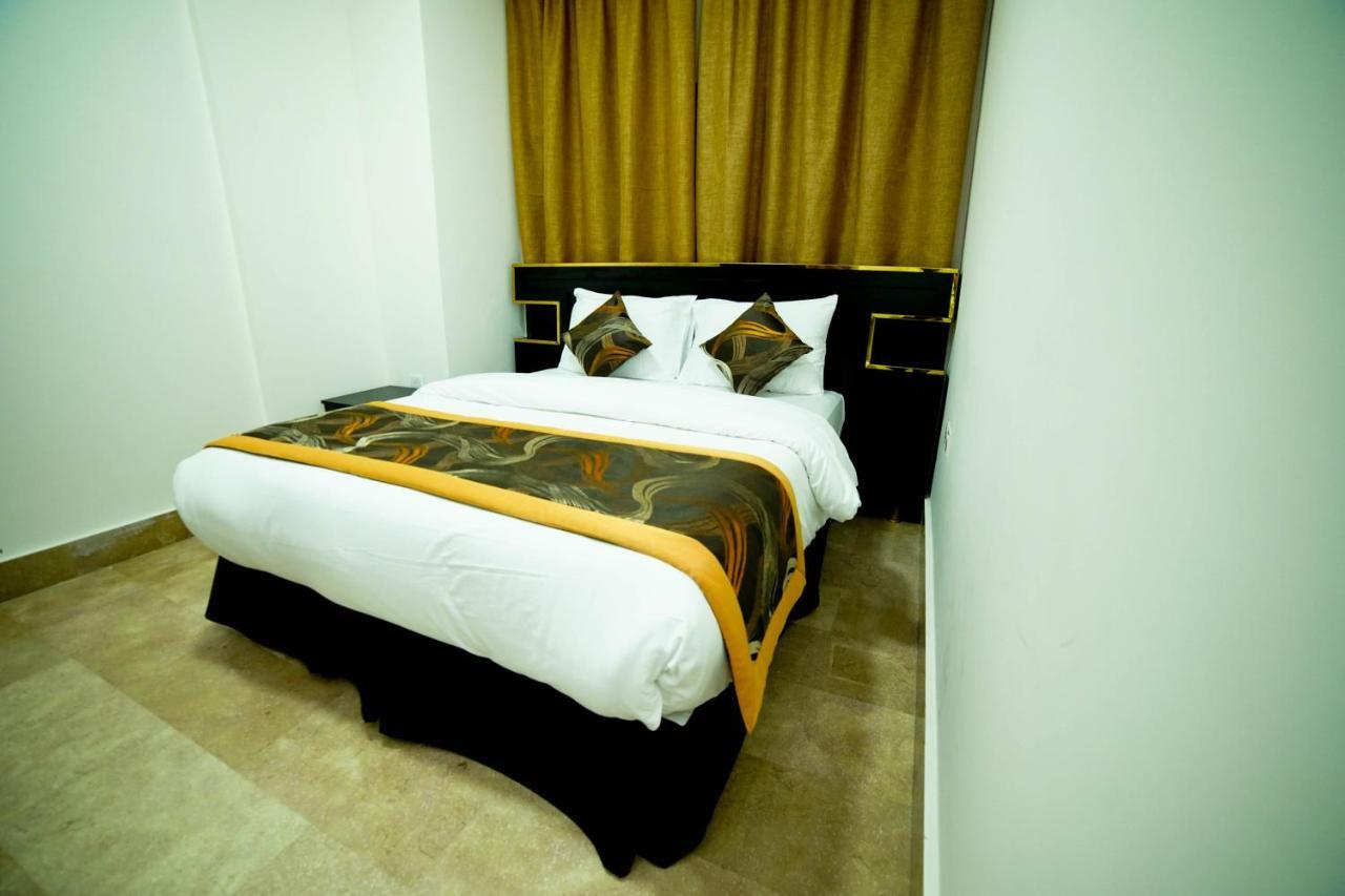 Star Emirates Downtown Hotel Szalála Kültér fotó